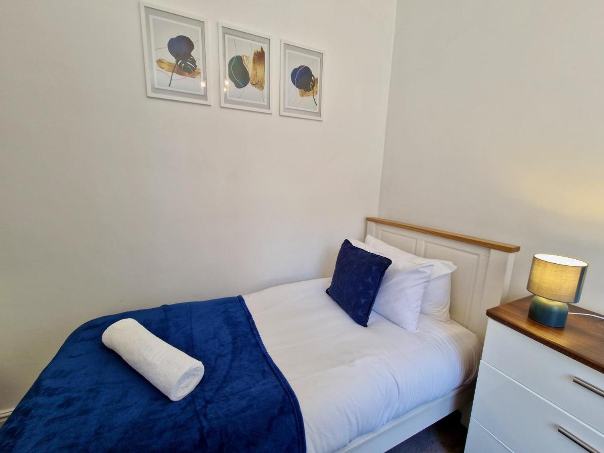קובנטרי Incredible Private Rooms All With Private Bathrooms In A Fully Serviced House Next To City Centre With Free Parking מראה חיצוני תמונה